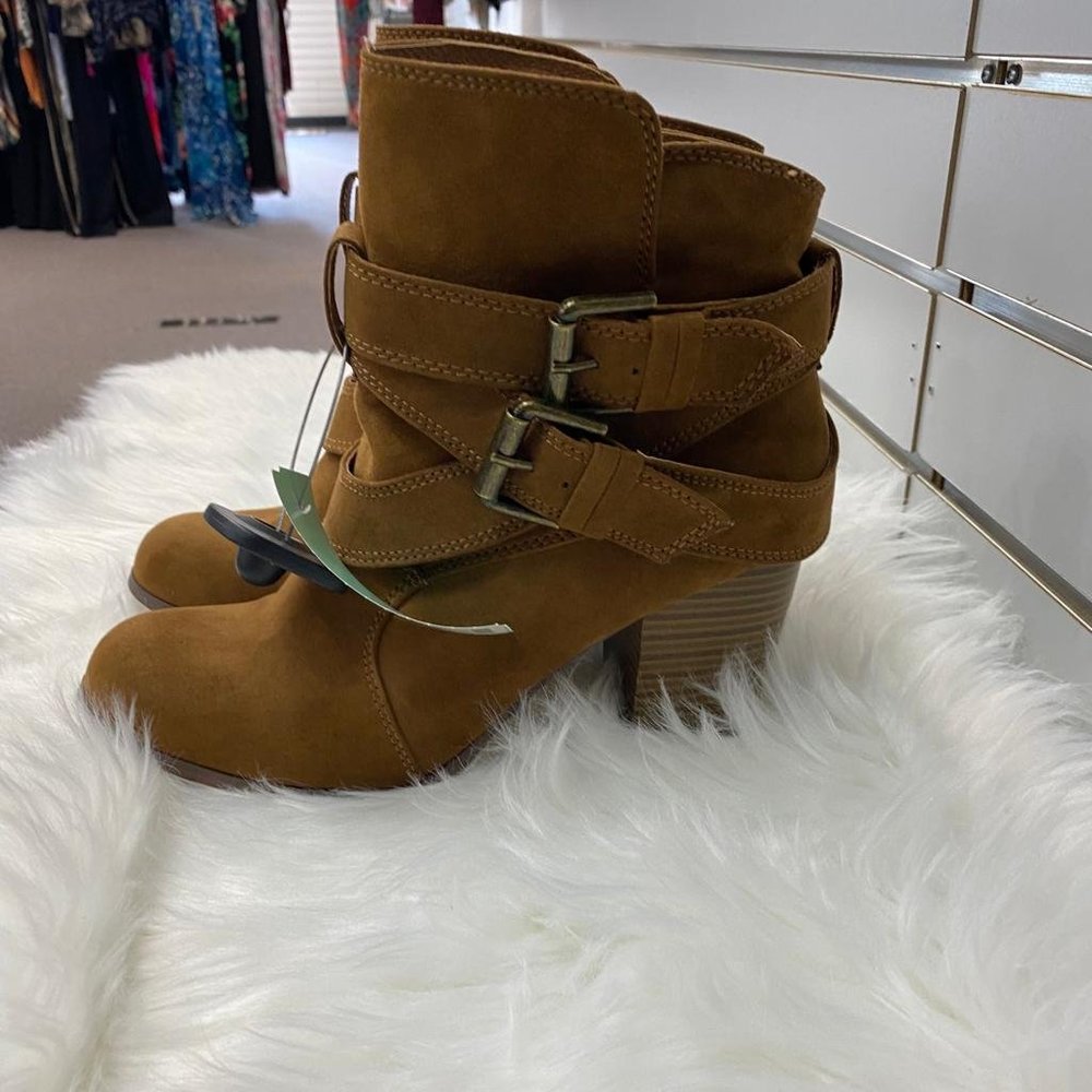 American Eagle Booties
